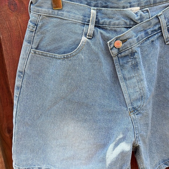 Et Clet Women’s Classic Denim Shorts Size XL - Picture 3 of 8